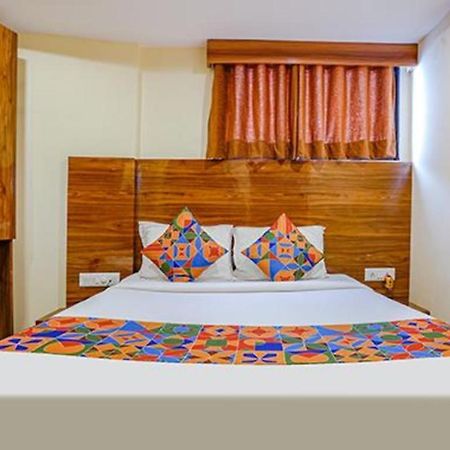 Fabexpress Royal Park I Hotel Mumbai Exterior photo