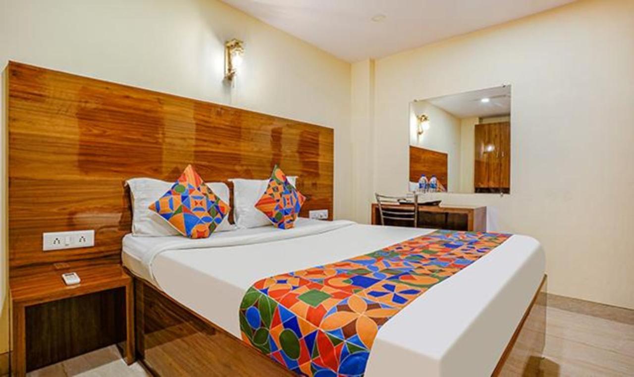 Fabexpress Royal Park I Hotel Mumbai Exterior photo